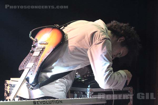 BATTLES - 2007-10-16 - PARIS - Trabendo - 